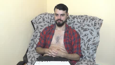 Snapshot of hornymaster93 chatting on December 22, 2024, 9:00 am hornymaster online show from December 22, 2024, 9:00 am