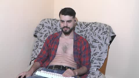 Snapshot of hornymaster93 chatting on December 29, 2024, 7:32 pm hornymaster online show from December 29, 2024, 7:32 pm