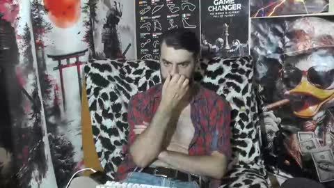 Snapshot of hornymaster93 chatting on October 24, 2025, 9:17 am hornymaster online show from October 24, 2025, 9:17 am