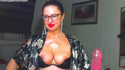 Monica online show from February 21, 2025, 3:54 pm