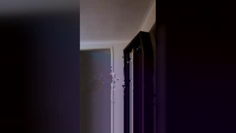 hornyonelooking1 online show from January 6, 2026, 10:08 am