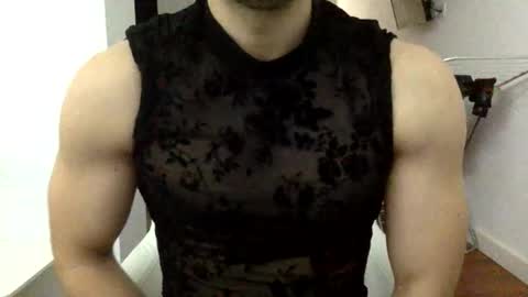 hornyspaniard93 online show from April 30, 2026, 10:32 am