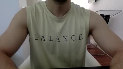 hornyspaniard93 online show from May 5, 2026, 10:56 am