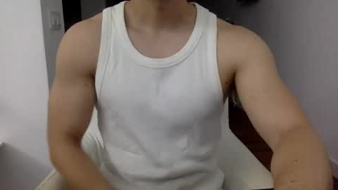 hornyspaniard93 online show from June 10, 2026, 10:08 pm