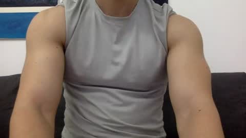hornyspaniard93 online show from June 25, 2026, 12:53 pm