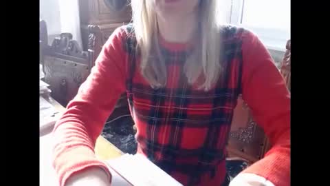 Hornyssima online show from November 7, 2025, 8:58 am