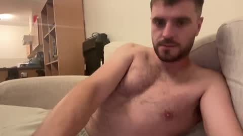 Snapshot of hornytom27 chatting on October 22, 2025, 6:29 pm Horny247 online show from October 22, 2025, 6:29 pm