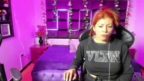 hornyy mom online show from December 11, 2024, 12:44 pm