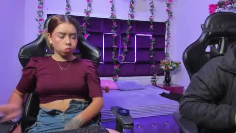 hornyy mom online show from October 21, 2025, 2:29 pm