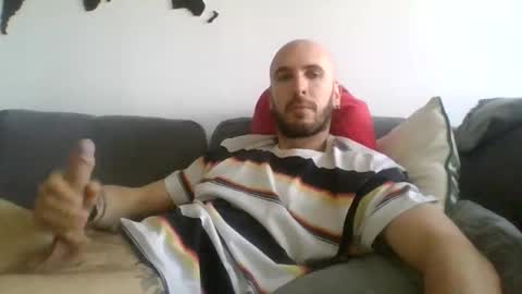 Cavallo  Uragano online show from May 12, 2026, 1:30 pm