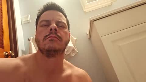 horvat2812 online show from February 11, 2026, 5:34 am