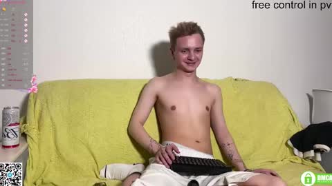 Snapshot of horzy_forz chatting on March 3, 2025, 10:10 pm Horzy online show from March 3, 2025, 10:10 pm