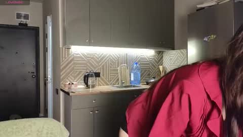 hosina_sayeri online show from September 15, 2025, 6:52 pm