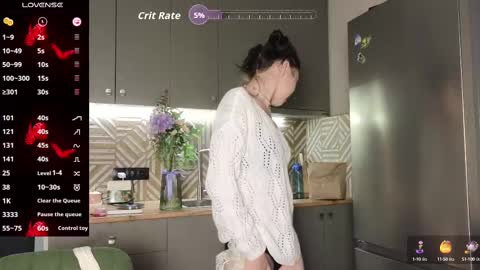 hosina_sayeri online show from October 5, 2025, 12:31 am