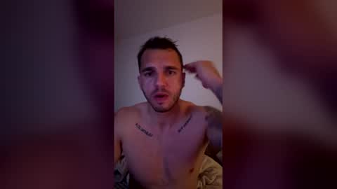 Sweatcouple888 online show from May 11, 2026, 1:33 am