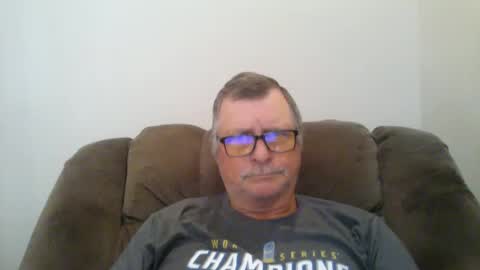 Snapshot of hot4tightholes chatting on December 11, 2024, 2:11 pm hot4tightholes online show from December 11, 2024, 2:11 pm