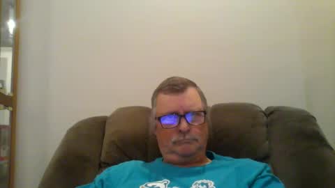 Snapshot of hot4tightholes chatting on December 17, 2024, 7:59 pm hot4tightholes online show from December 17, 2024, 7:59 pm