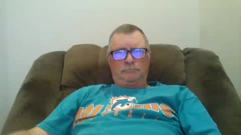 Snapshot of hot4tightholes chatting on February 5, 2025, 4:47 pm hot4tightholes online show from February 5, 2025, 4:47 pm