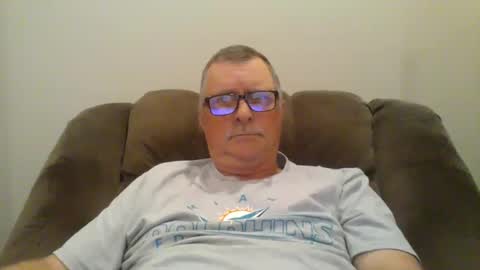 Snapshot of hot4tightholes chatting on February 7, 2025, 3:19 pm hot4tightholes online show from February 7, 2025, 3:19 pm