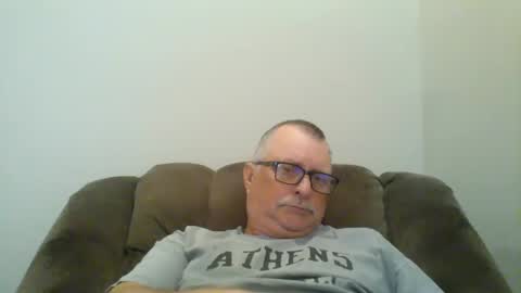 Snapshot of hot4tightholes chatting on March 4, 2025, 2:32 pm hot4tightholes online show from March 4, 2025, 2:32 pm