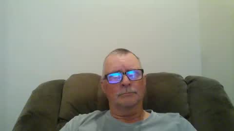 Snapshot of hot4tightholes chatting on March 4, 2025, 7:22 pm hot4tightholes online show from March 4, 2025, 7:22 pm