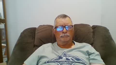 Snapshot of hot4tightholes chatting on September 19, 2025, 1:23 pm hot4tightholes online show from September 19, 2025, 1:23 pm