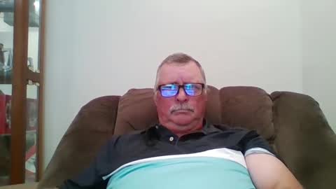 Snapshot of hot4tightholes chatting on October 1, 2025, 5:19 pm hot4tightholes online show from October 1, 2025, 5:19 pm
