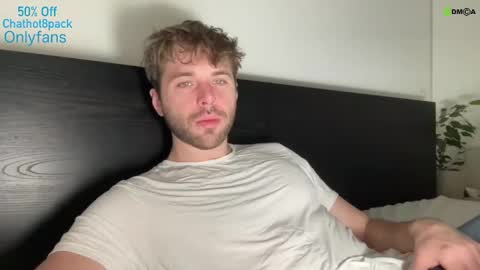 Edward aka Wolf online show from December 17, 2024, 8:32 pm