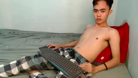 Rylle online show from January 13, 2025, 1:17 pm