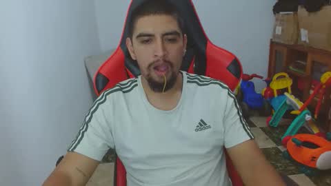 Snapshot of hot__husbands chatting on November 13, 2025, 1:04 am hot__husbands online show from November 13, 2025, 1:04 am