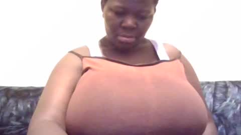 Snapshot of hot_alynn chatting on July 20, 2026, 9:50 pm ALLYN online show from July 20, 2026, 9:50 pm