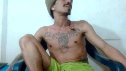 Snapshot of hot_and_complacent chatting on February 24, 2026, 11:25 pm Private open online show from February 24, 2026, 11:25 pm