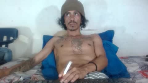 Snapshot of hot_and_complacent chatting on March 15, 2026, 9:32 pm Private open online show from March 15, 2026, 9:32 pm