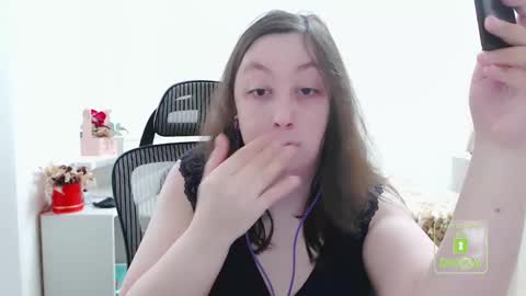 Lila online show from February 13, 2025, 12:00 pm