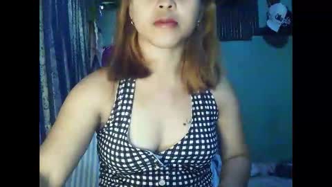 Snapshot of hot_asian69x chatting on October 15, 2025, 1:50 am hot_asian69x online show from October 15, 2025, 1:50 am