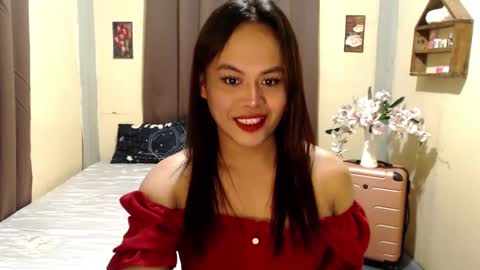 Snapshot of hot_babe0802 chatting on December 29, 2024, 5:12 pm HANNA online show from December 29, 2024, 5:12 pm
