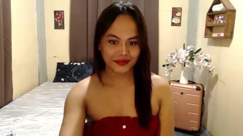 Snapshot of hot_babe0802 chatting on December 29, 2024, 11:50 pm HANNA online show from December 29, 2024, 11:50 pm