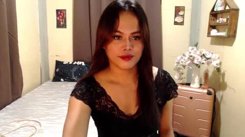 Snapshot of hot_babe0802 chatting on January 19, 2025, 3:32 pm HANNA online show from January 19, 2025, 3:32 pm