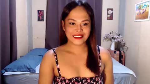 Snapshot of hot_babe0802 chatting on October 4, 2025, 5:27 am HANNA online show from October 4, 2025, 5:27 am