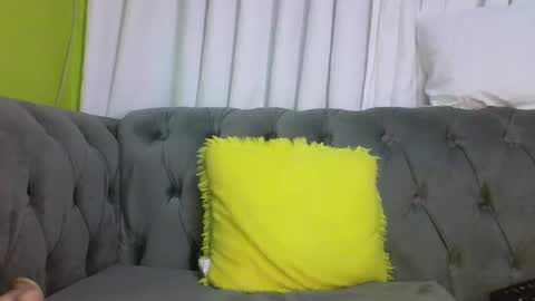 Snapshot of hot_berry1 chatting on December 13, 2024, 5:32 pm hot berry1 online show from December 13, 2024, 5:32 pm