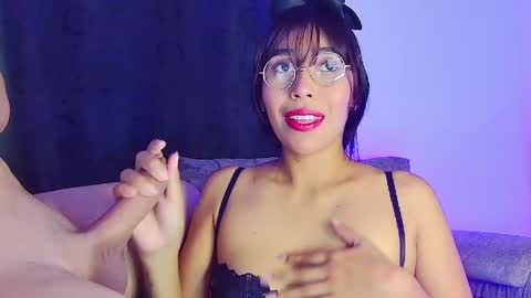 hot_boy_2027 online show from May 8, 2026, 11:37 am