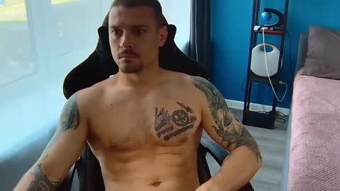 hot_cap_77 online show from May 20, 2026, 12:33 pm