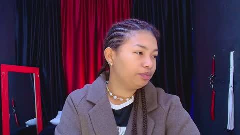 Snapshot of hot_chocolate_4u chatting on January 30, 2025, 11:44 am hot chocolate 4u online show from January 30, 2025, 11:44 am