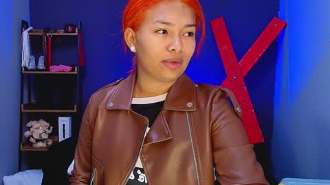 Snapshot of hot_chocolate_4u chatting on February 8, 2025, 12:17 pm hot chocolate 4u online show from February 8, 2025, 12:17 pm