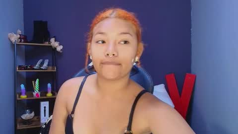 Snapshot of hot_chocolate_4u chatting on March 3, 2025, 12:27 pm hot chocolate 4u online show from March 3, 2025, 12:27 pm