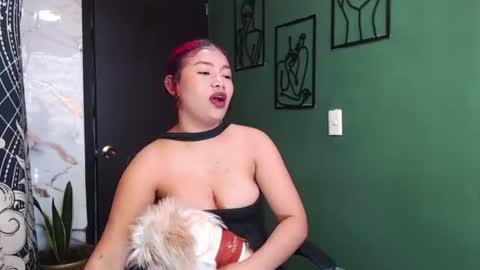 hot chocolate 4u online show from June 24, 2026, 5:01 pm