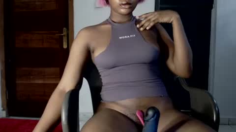 sonia  mis choco online show from October 4, 2025, 7:50 am