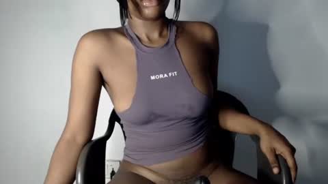 sonia  mis choco online show from October 20, 2025, 7:20 am