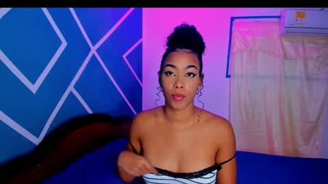 Hot Couple online show from September 25, 2025, 6:39 am