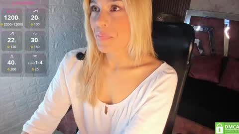 Snapshot of hot_cupid01 chatting on April 14, 2026, 10:43 am Valery online show from April 14, 2026, 10:43 am